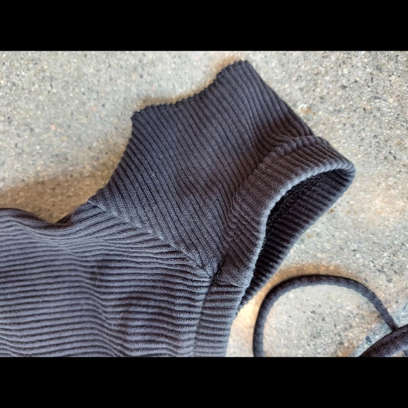 Lace up Top - Picture 5 of 6